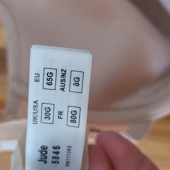 Cleo by Panache 30G - Picture 3 of 3